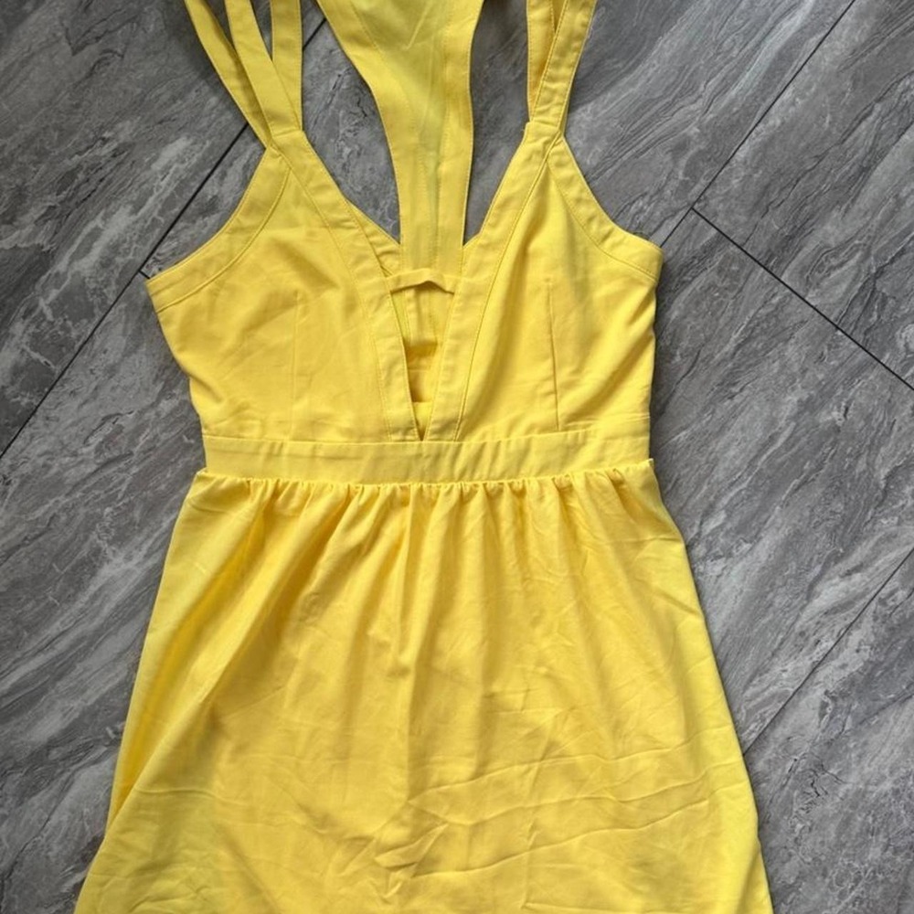 Boohoo yellow Mini Dress‎ 0089